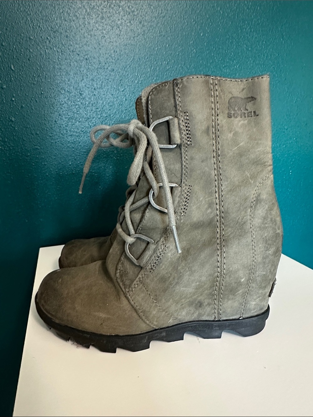 Sorel Gray Suede Lace-Up Wedge Boot
